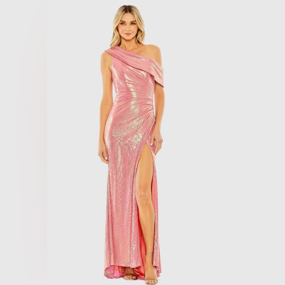 Mac Duggal Off Shoulder Ruched Waist Slit Metallic Gown NWT Size 14